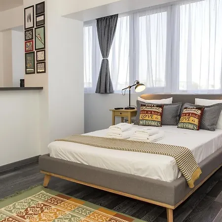 L By Mrg Apartament *